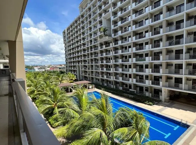 アパートホテル Calathea Place By Dmci In Paranaque 5*
